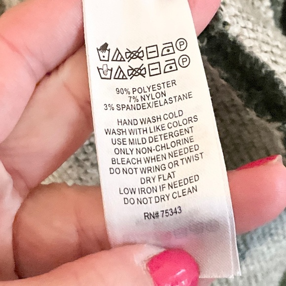 Rachel Zoe Shacket Plaid Cream Military Green Oversized Long sleeve Sz M - Picture 10 of 13